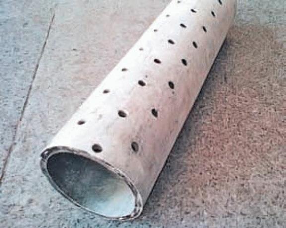 Azbeszt-cement perforációkkal ellátott csövet