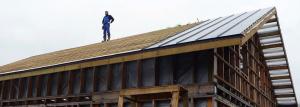 Szerelése varrás tető: tetőfedő pite elrendezése és szerelése állókorcos panelek